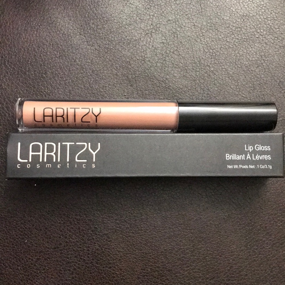 Laritzys Lip Gloss NWT